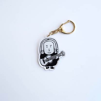 おしゃべりはやめて、お静かに　キーホルダー　ギターとバッハくん の画像
